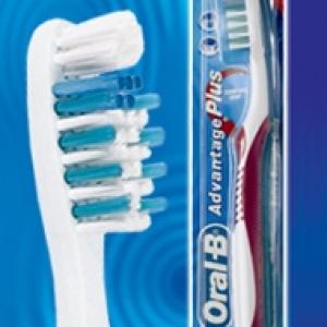 ORAL-B ADVANTAGE PLUS DİŞ FIRÇASI